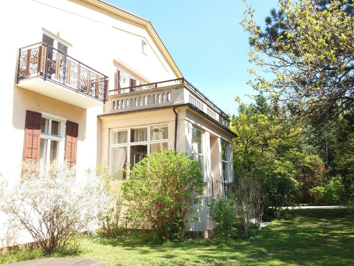 Pension Villa Inge Baden Bagian luar foto