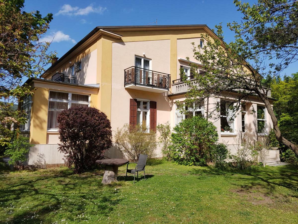 Pension Villa Inge Baden Bagian luar foto