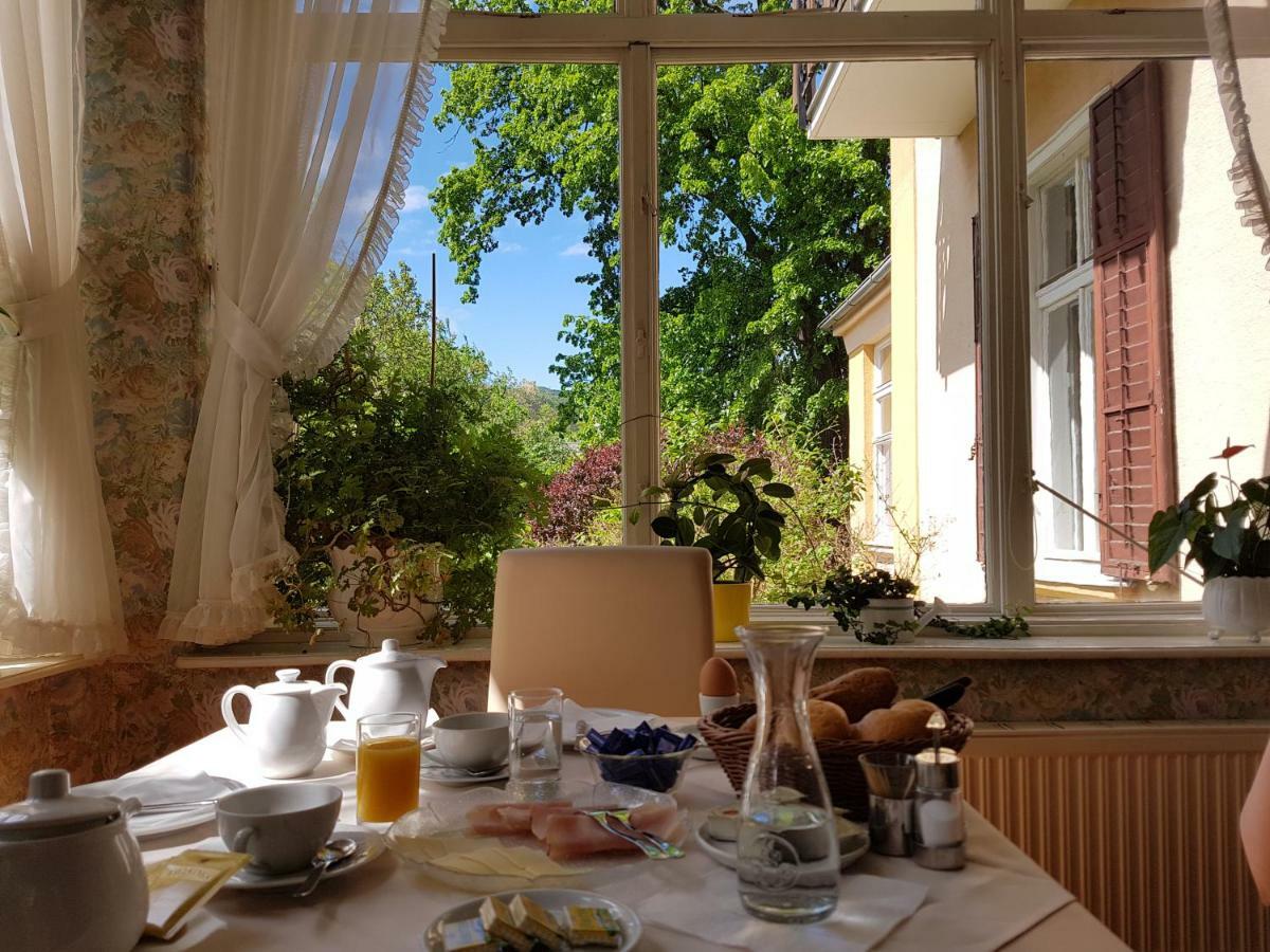 Pension Villa Inge Baden Bagian luar foto