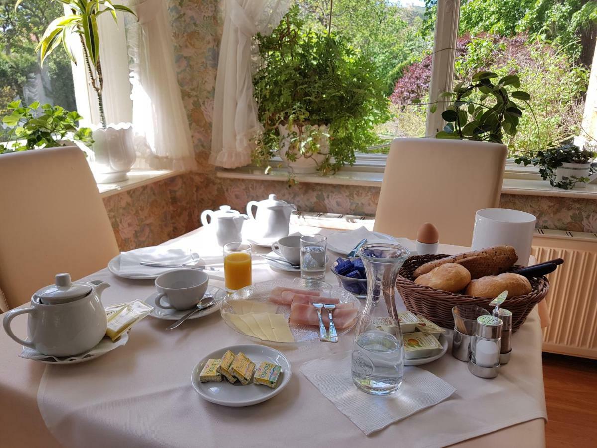Pension Villa Inge Baden Bagian luar foto